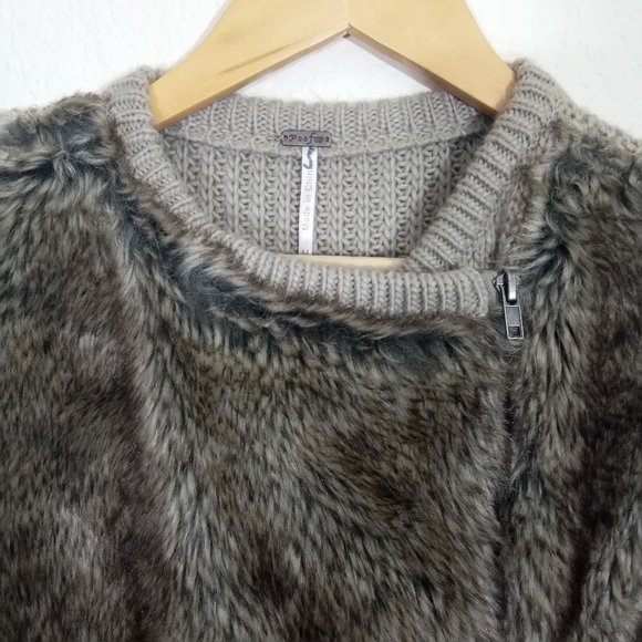 Poof Brown Waffle Knit Faux Fur Vest - Picture 3 of 8